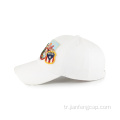 Yamalar ve destoried birm beyaz beyzbol şapkası